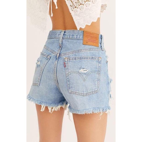 Levi's® Premium 501® HIGH RISE WOMENS SHORTS - Picture 7 of 10